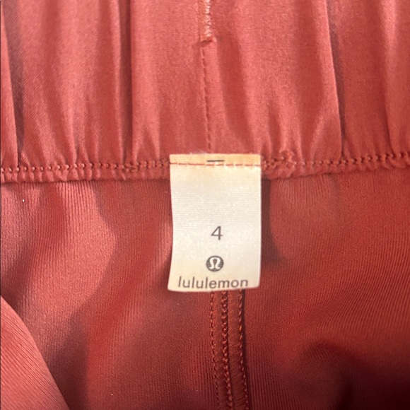 Lululemon Joggers - Picture 7 of 7